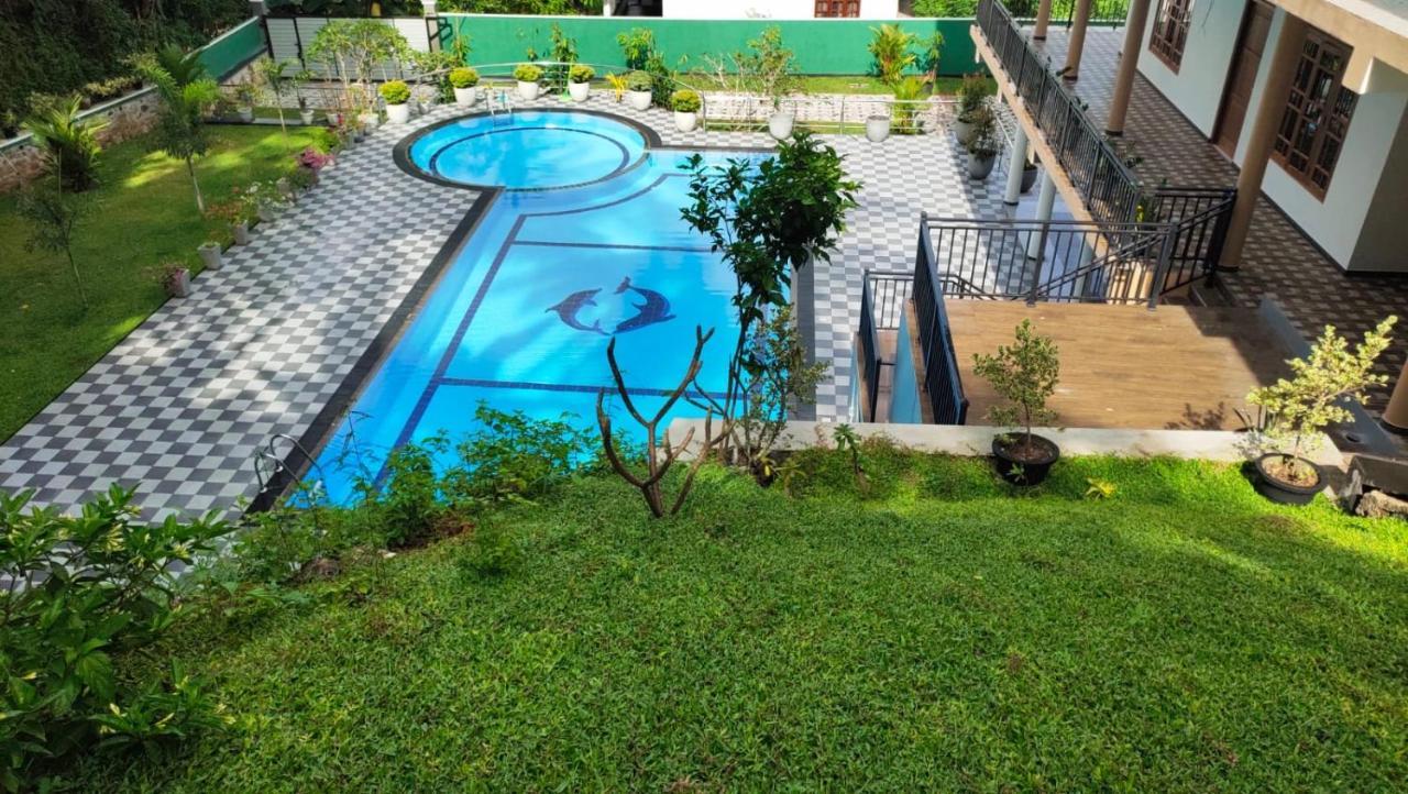 Paradise Hilltop Villa & Apartment Galle Buitenkant foto